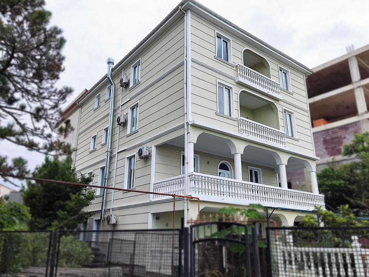 Guesthouse White Swan Kobuleti Eksteriør bilde
