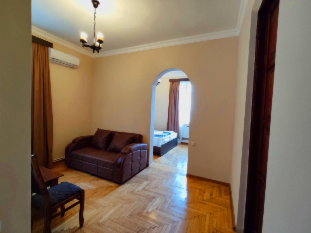 Guesthouse White Swan Kobuleti Eksteriør bilde