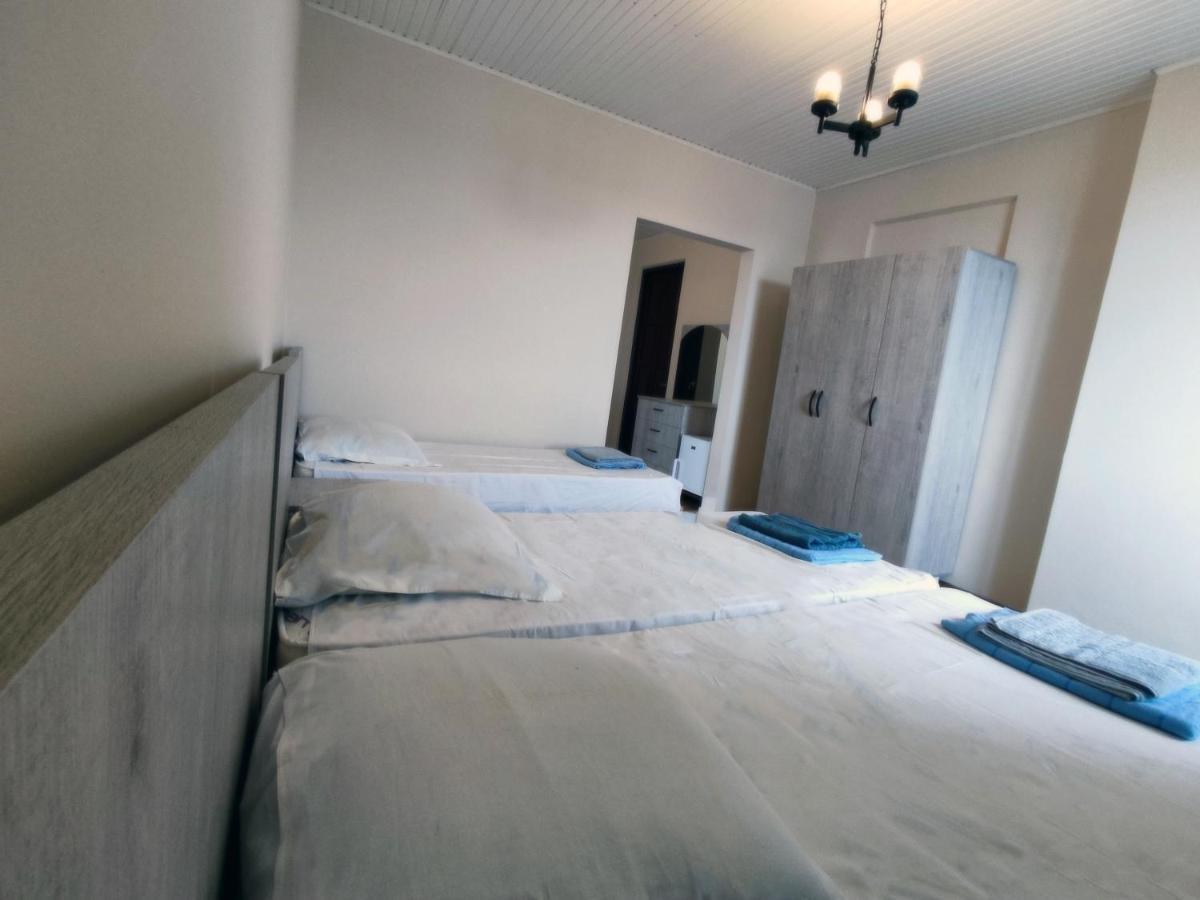 Guesthouse White Swan Kobuleti Eksteriør bilde