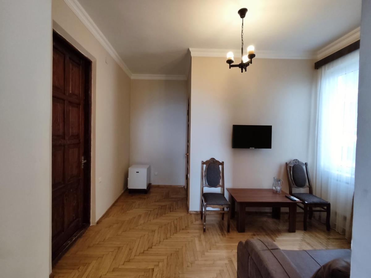 Guesthouse White Swan Kobuleti Eksteriør bilde
