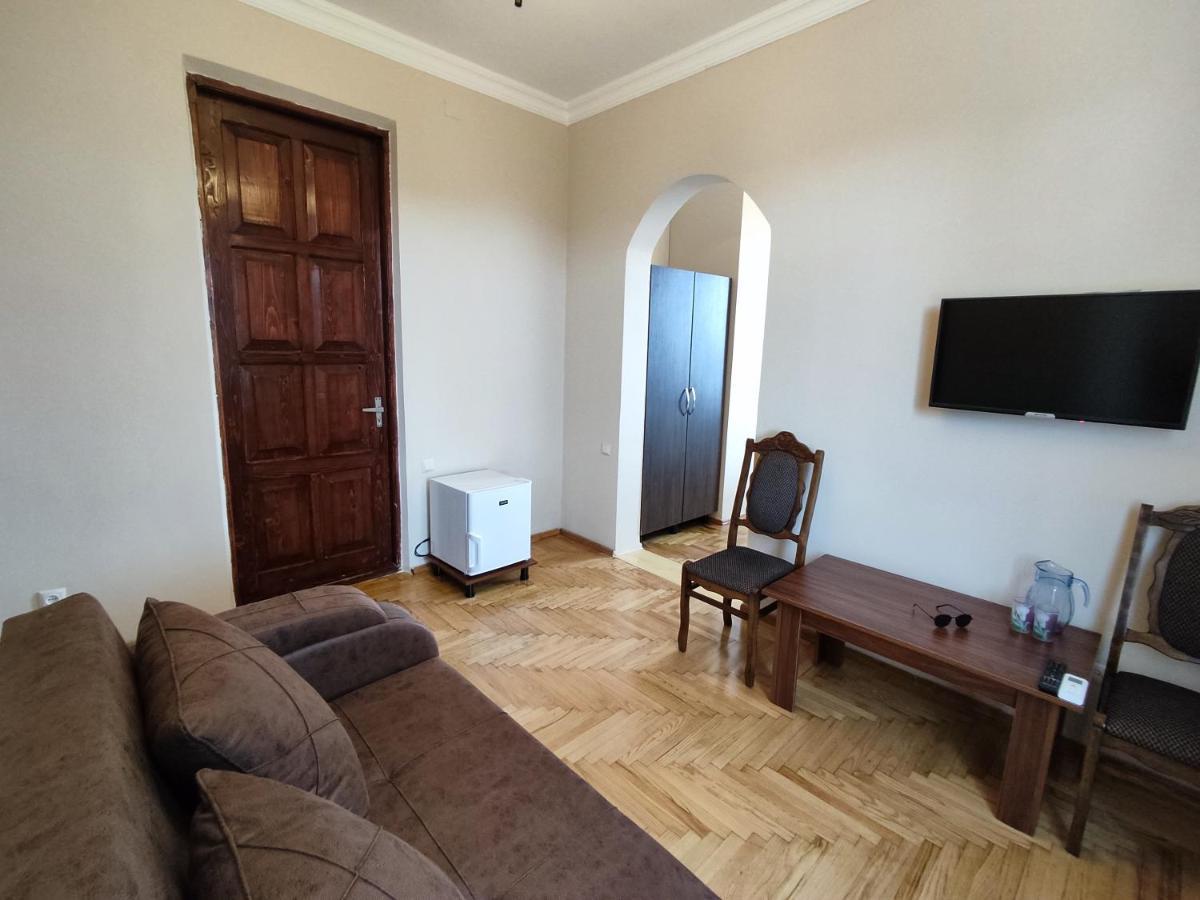 Guesthouse White Swan Kobuleti Eksteriør bilde