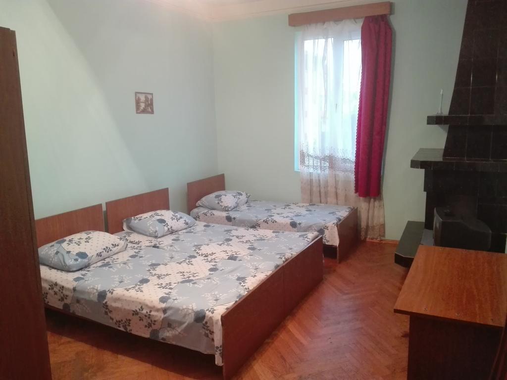 Guesthouse White Swan Kobuleti Eksteriør bilde