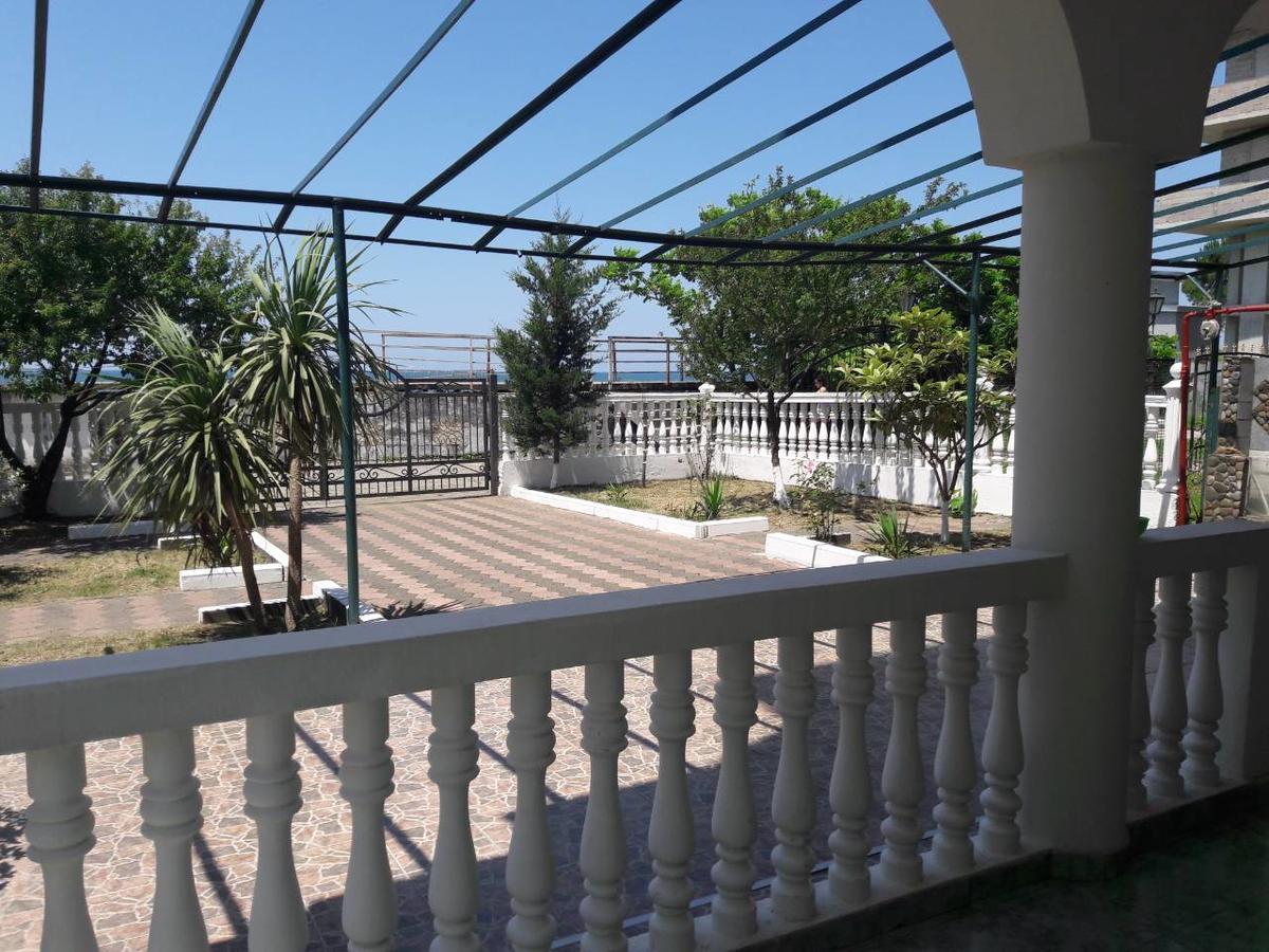 Guesthouse White Swan Kobuleti Eksteriør bilde
